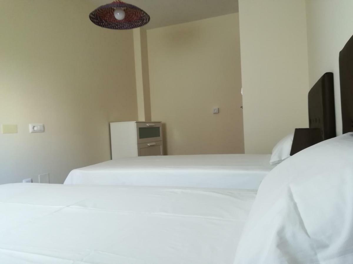 2- Apartamento Playa Canido مالبيسا المظهر الخارجي الصورة